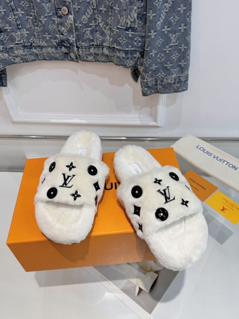 Louis Vuitton Slippers